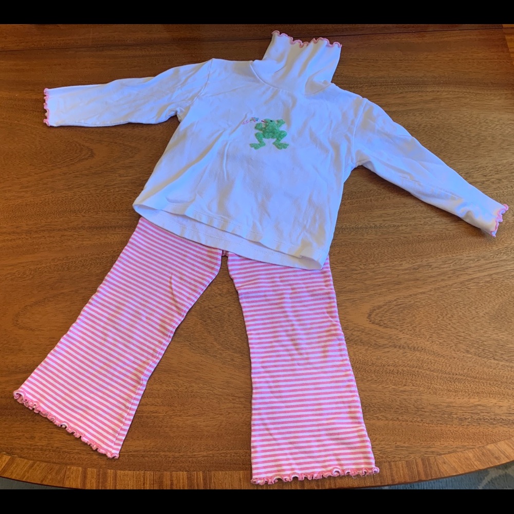 White turtleneck with pink & white stripped pant
